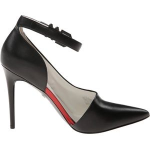 Kenneth Cole Waverly D'Orsay Pump. Size 8.5M